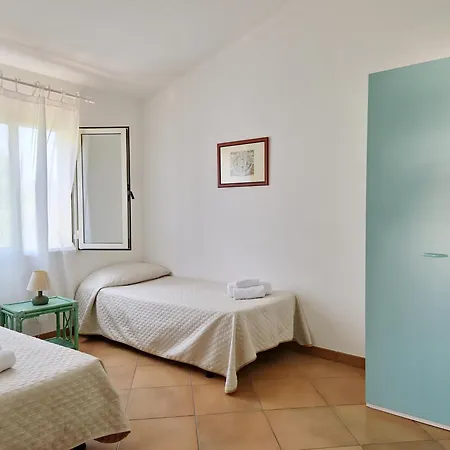Villa Scogliera Holiday Houses Cala Liberotto Exterior photo